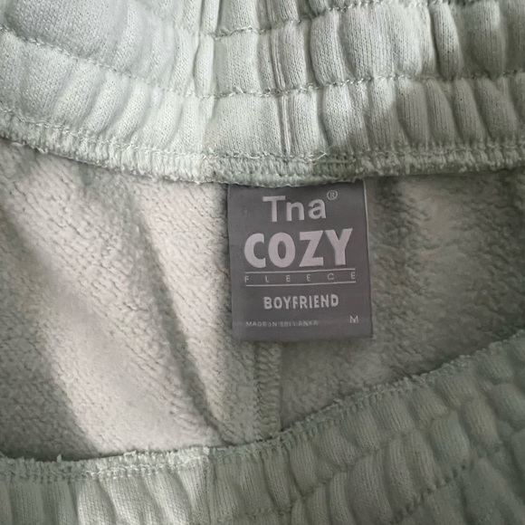 Aritiza joggers - Picture 3 of 3